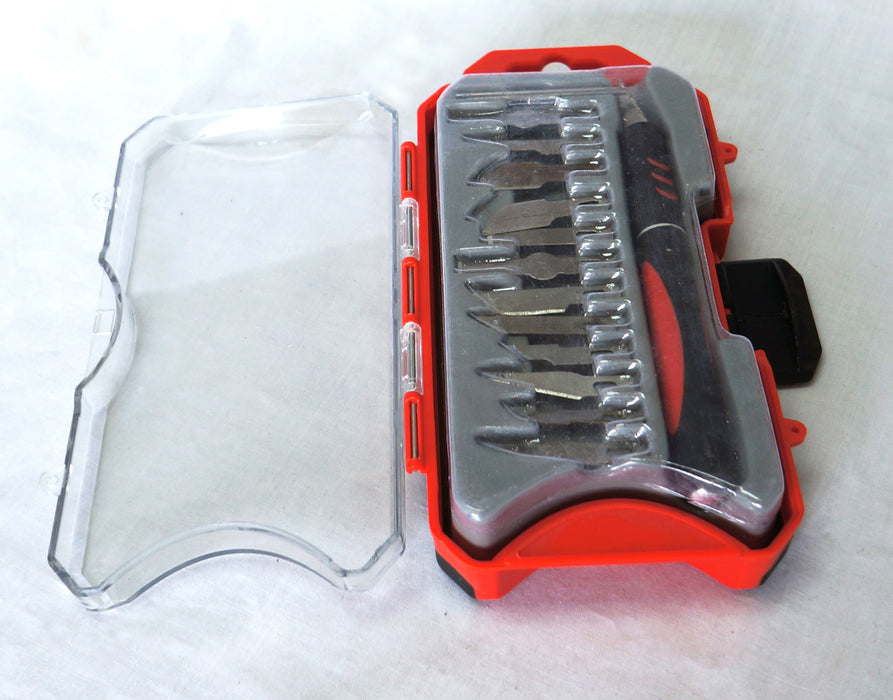 SET 14 PEZZI TAGLIERINO CON LAME E IMPUGNATURA