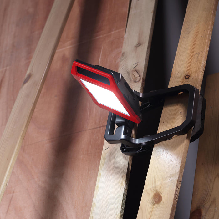 PORTABLE 10WATT BATTERY POWERED LED HEADLIGHT